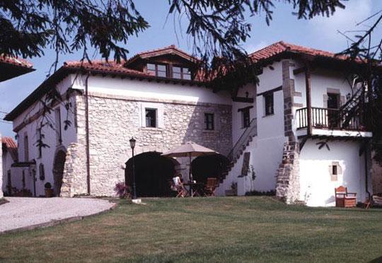 La Casona De Suesa Hotel Exterior foto